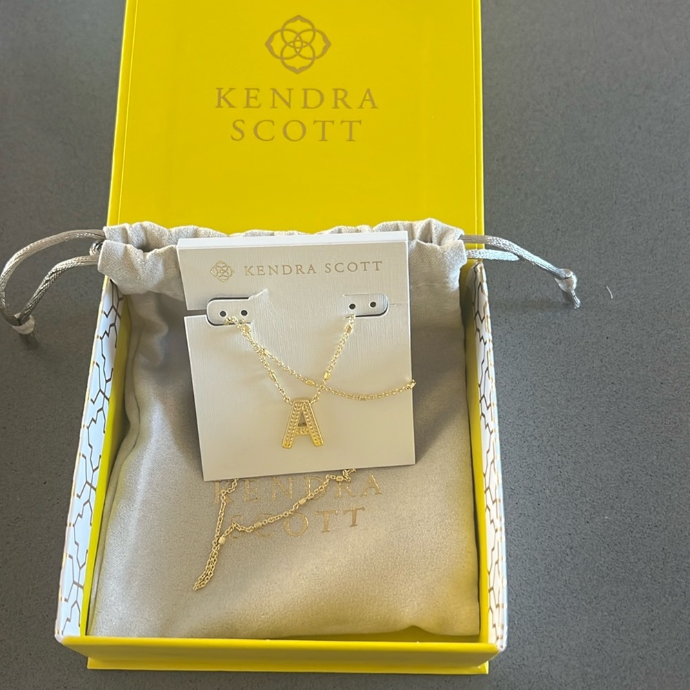 New Kendra Scott A Necklace